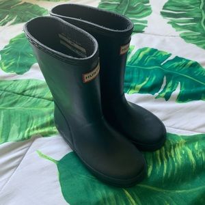 Hunter dark blue almost black kids boots